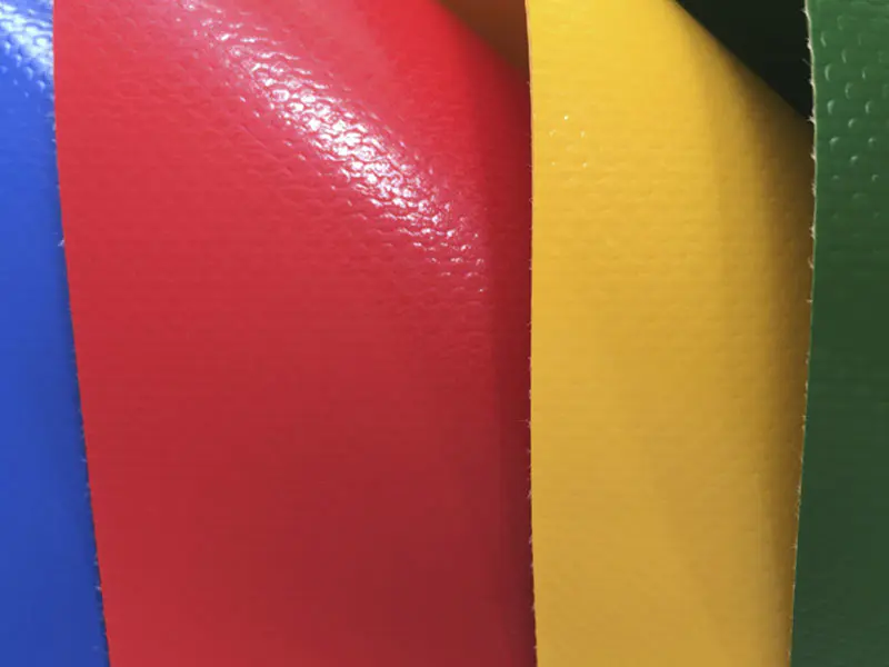 1050GSM 1000D30X32 Makukulay na Istraktura ng Membrane PVC Coated Polyester Fabric